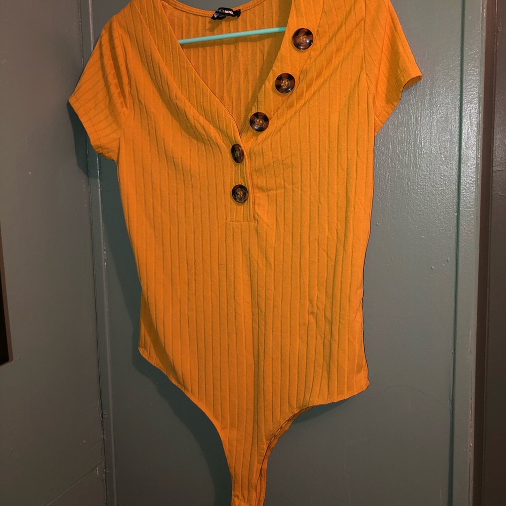 Fashion nova top